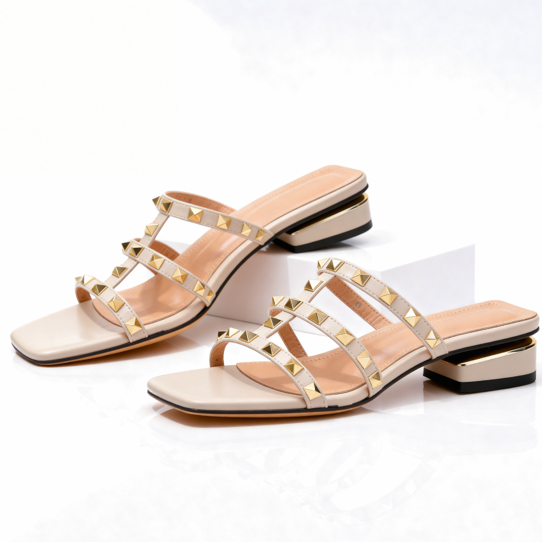 Sandalias mujer con tachuelas doradas y tacón bajo – elegantes