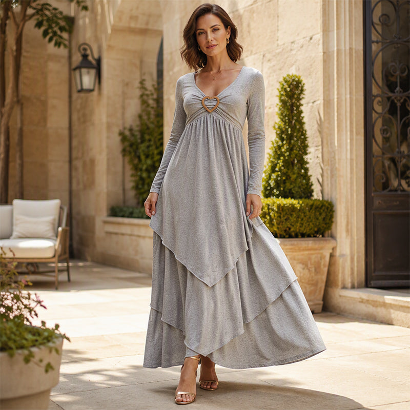 Vestido largo de mujer con detalle corazón y falda fluida