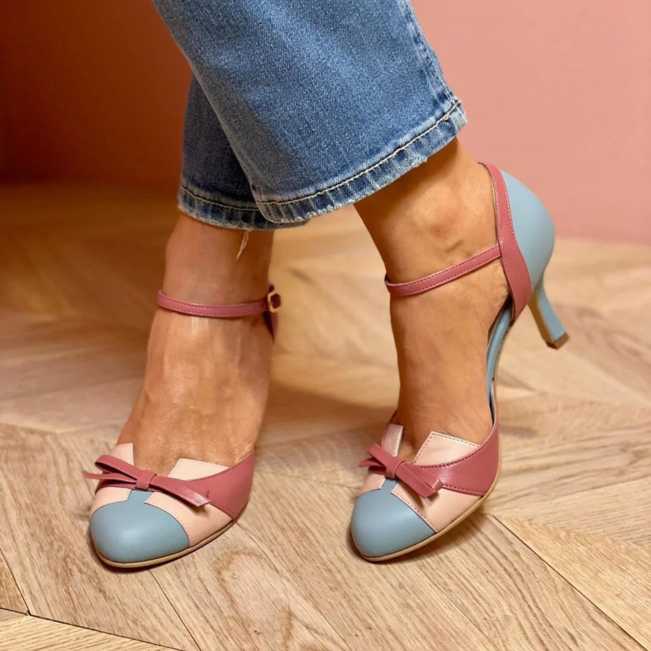 Tacones Mujer Elegantes – Diseño Vintage con Tacón Estable y Correa