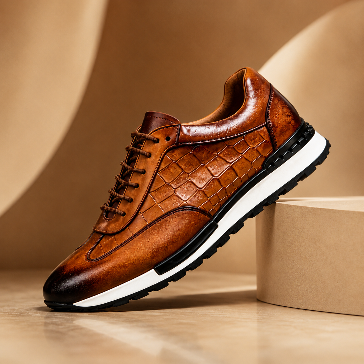 Zapatillas de hombre con textura cocodrilo y cordones elegantes
