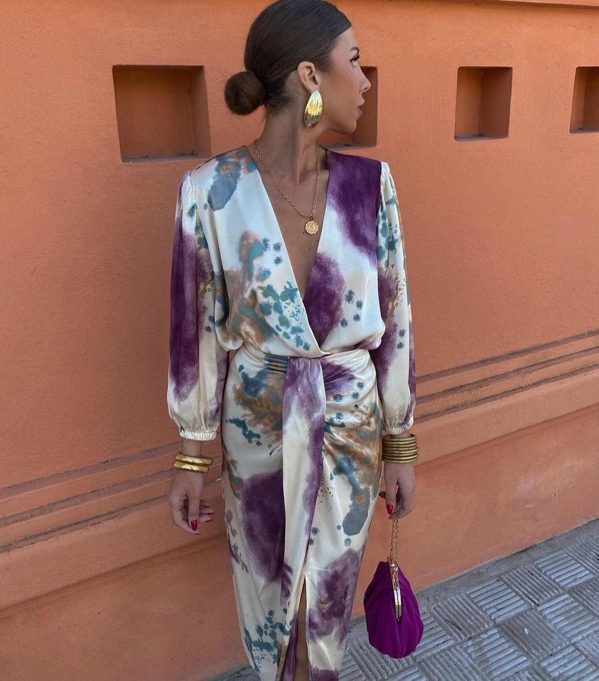 Vestido mujer elegante escote V – vestido midi fluido con cinturón