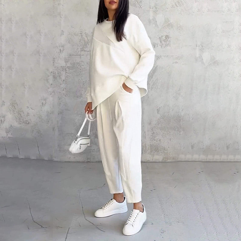 Conjunto mujer con sudadera asimétrica y pantalón cómodo