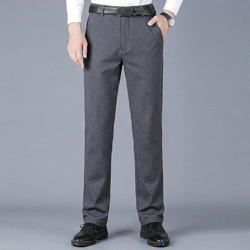Pantalón slim para hombre de vestir con corte recto elegante