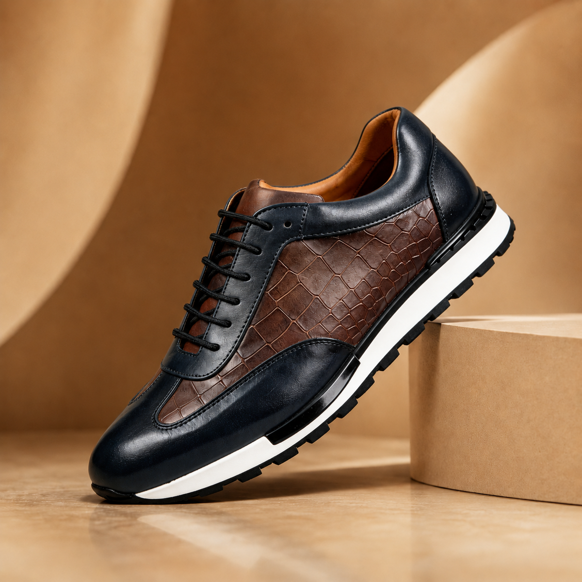 Zapatillas de hombre con textura cocodrilo y cordones elegantes