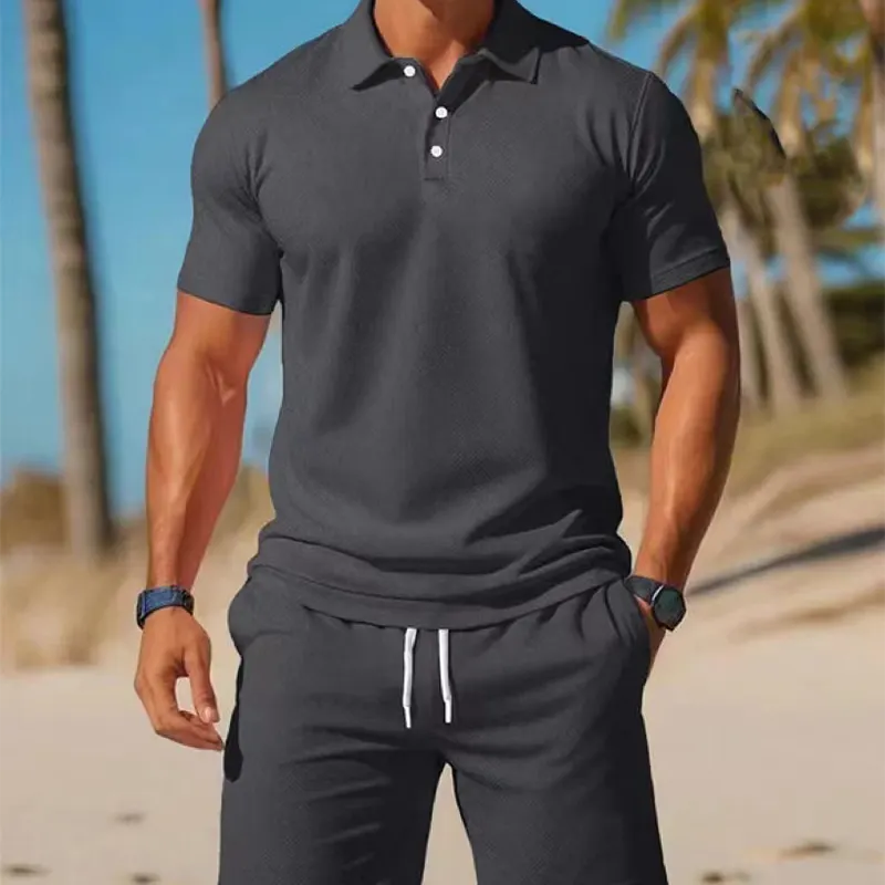 Conjunto hombre verano con polo y pantalón corto casual