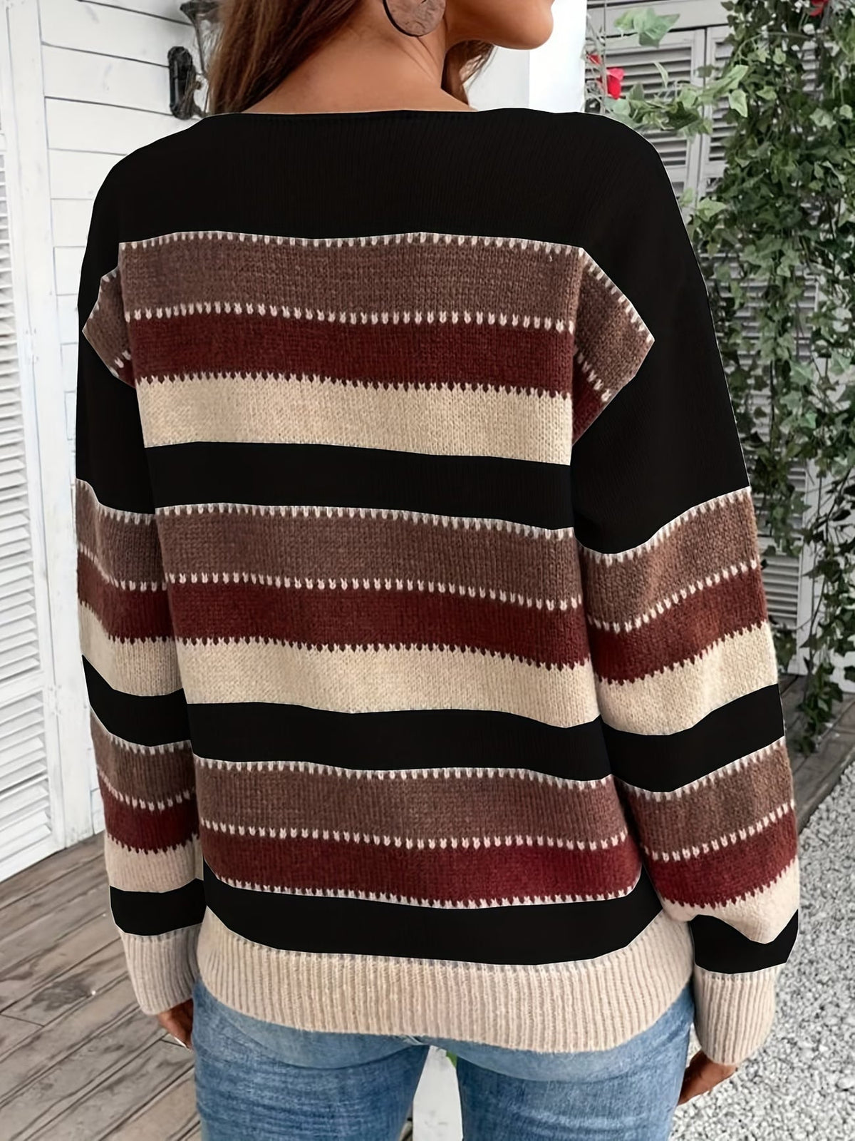 Suéter de punto a rayas para mujer con cuello redondo clásico