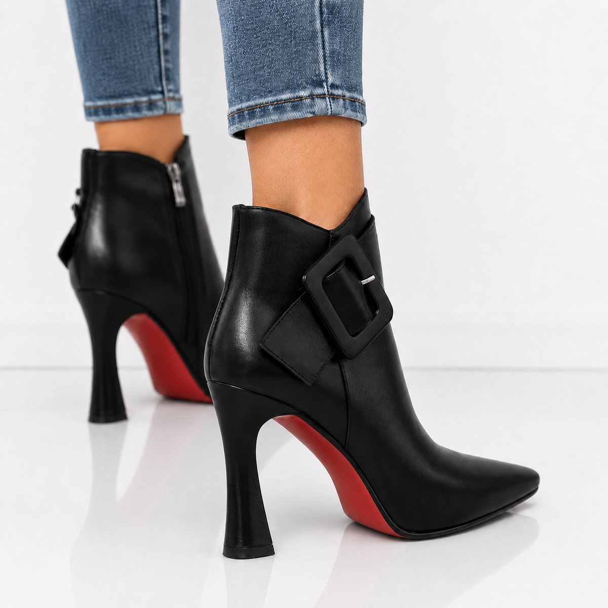 Botines de tacón ancho para mujer con hebilla decorativa