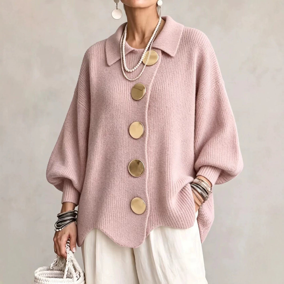 Cárdigan de mujer oversize con cuello estructurado y botones grandes