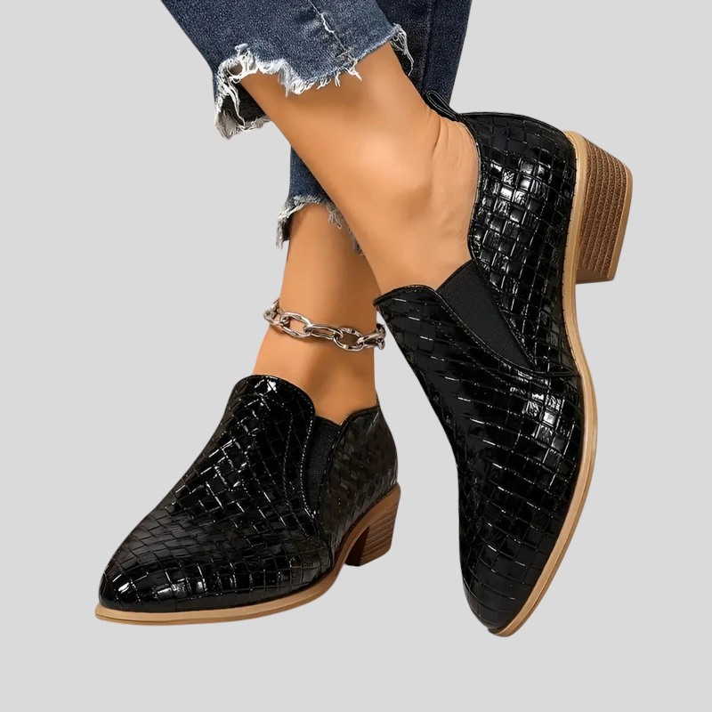 Botines bajos para mujer con textura trenzada y elásticos laterales