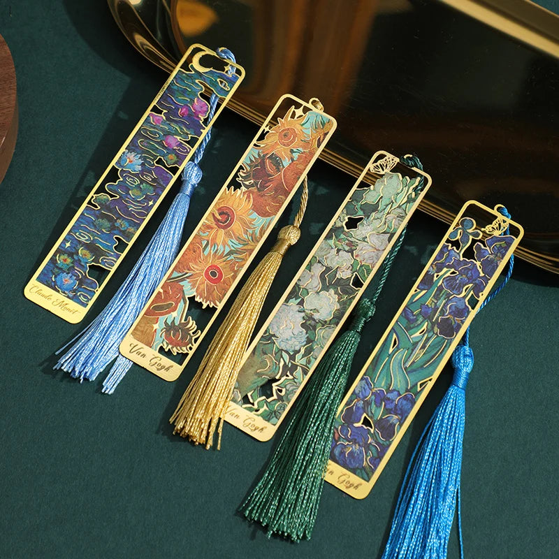 Marcapáginas metálico floral vintage con borla para libros