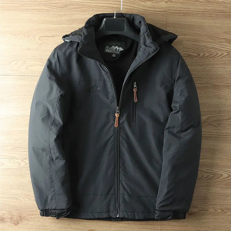 Chaqueta outdoor para hombre con capucha y cremallera
