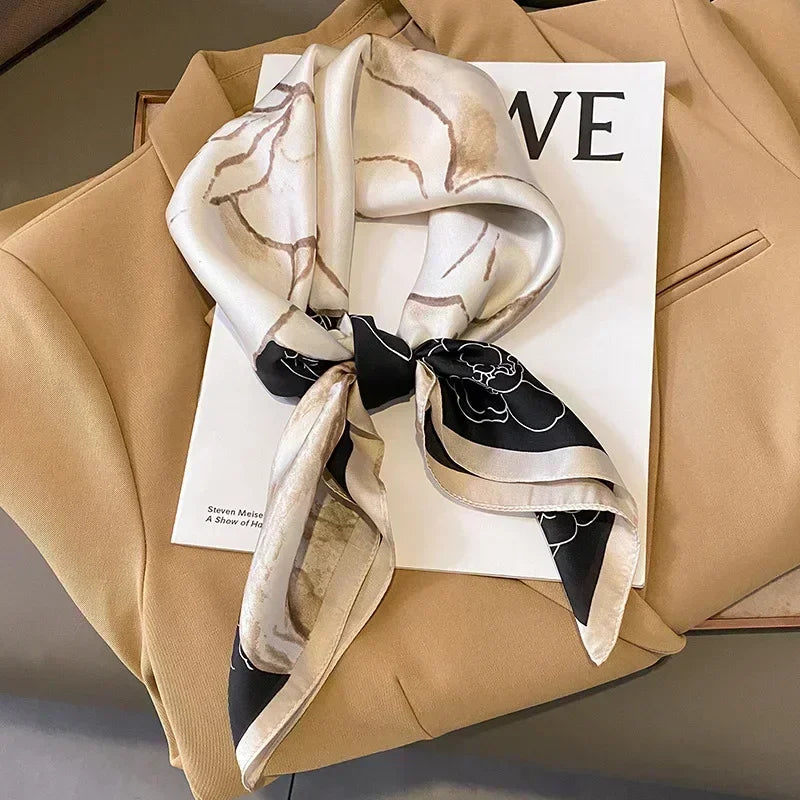 Pañuelo cuadrado mujer satinado con estampado elegante multifunción