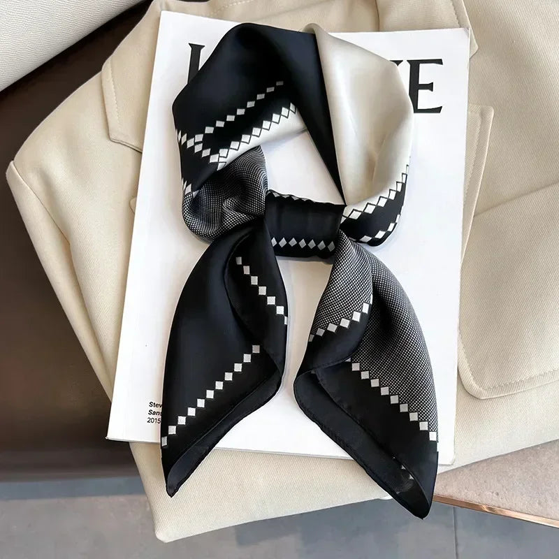 Pañuelo cuadrado mujer satinado con estampado elegante multifunción