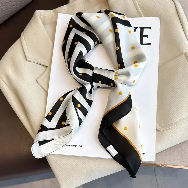 Pañuelo cuadrado mujer satinado con estampado elegante multifunción