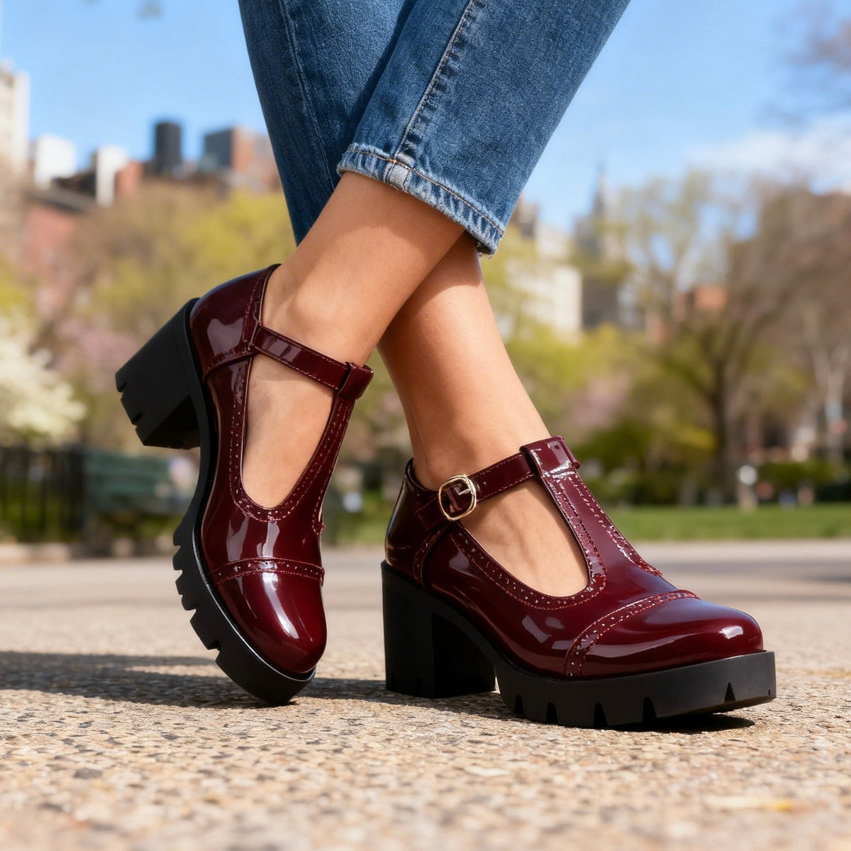 Zapatos brogue para mujer con correa en T y tacón de bloque