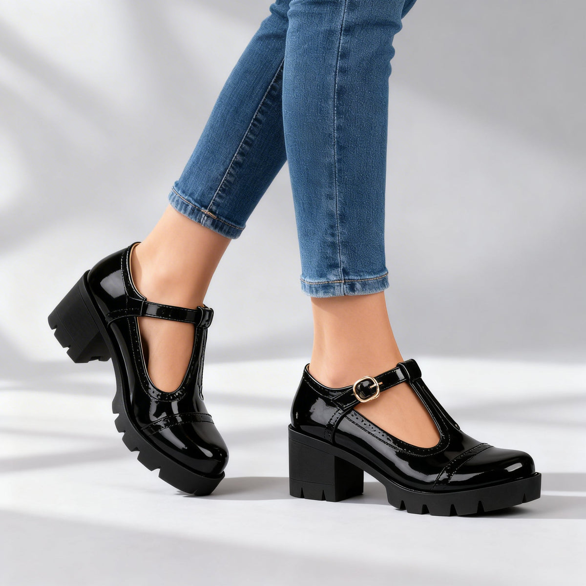 Zapatos brogue para mujer con correa en T y tacón de bloque