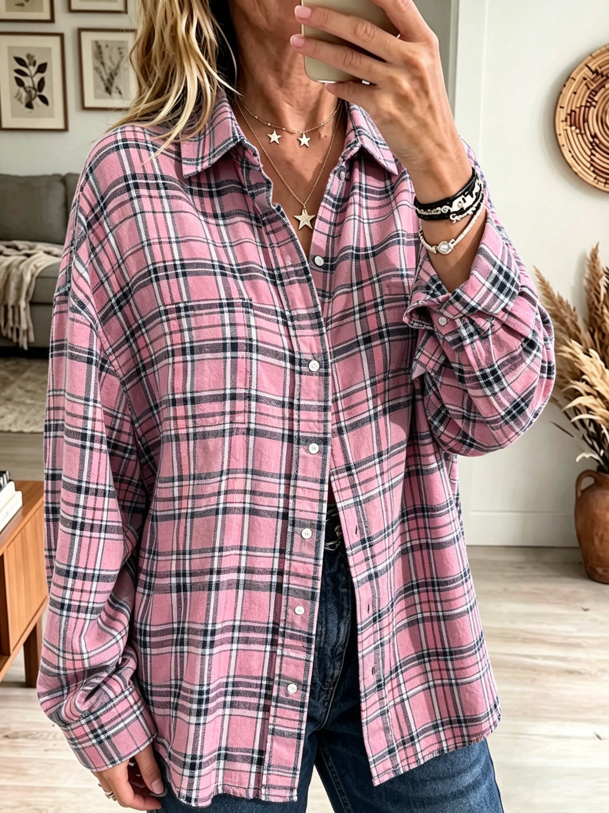 Camisa mujer oversize a cuadros con botones y bolsillos