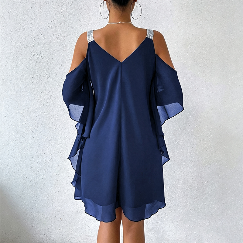 Vestido corto de mujer con hombros descubiertos y tirantes brillantes