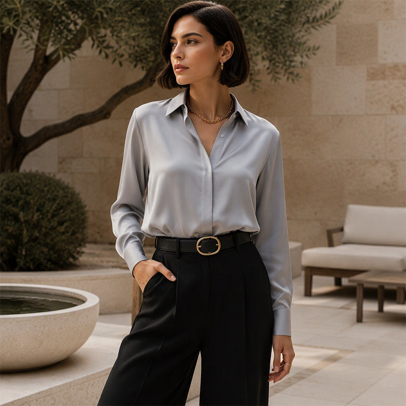 Blusa elegante para mujer con cuello camisero y botones frontales