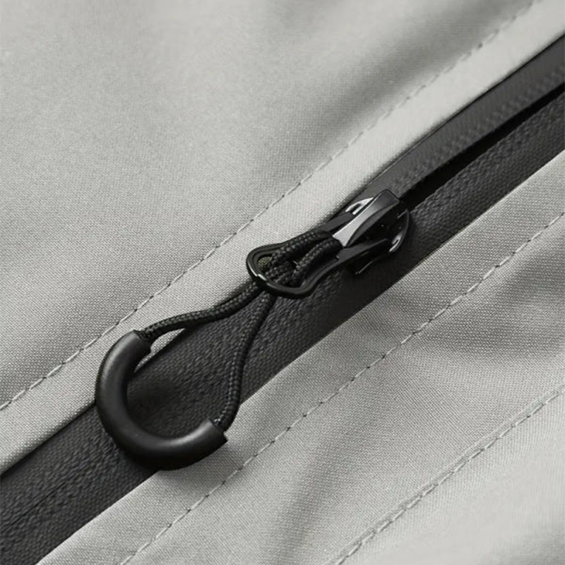 Chaqueta con capucha para hombre con cremallera y bolsillos