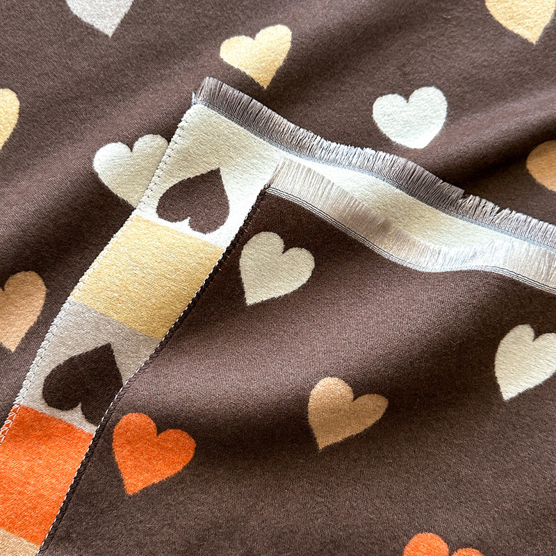 Bufanda amplia con corazones y franjas multicolor para mujer
