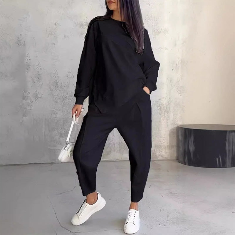 Conjunto mujer con sudadera asimétrica y pantalón cómodo