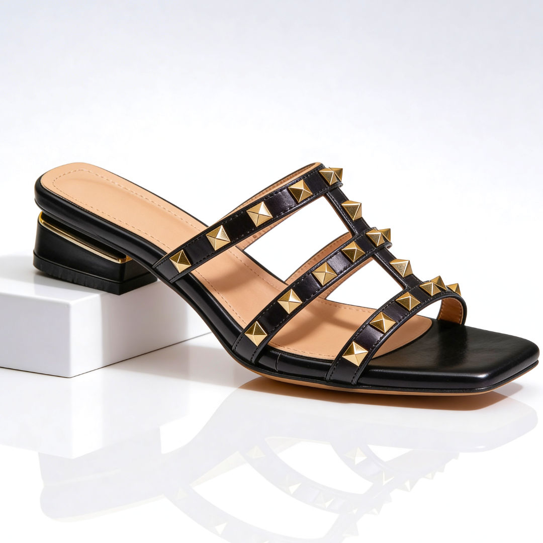 Sandalias mujer con tachuelas doradas y tacón bajo – elegantes
