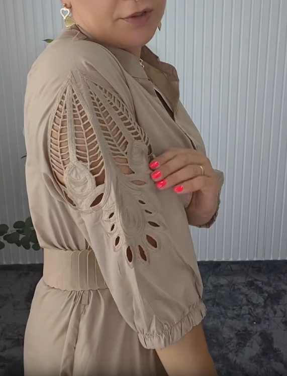 Vestido Camisero con Cinturón – Corte Midi Fluido Elegante