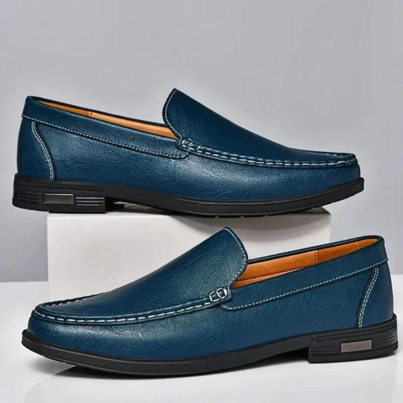 Mocasines de hombre en cuero genuino con costuras contrastantes
