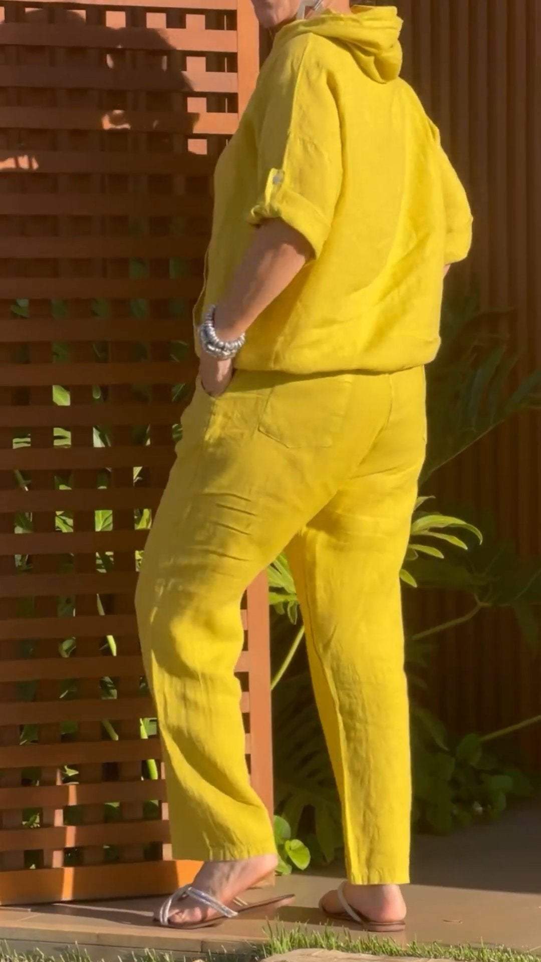 Conjunto Mujer Verano Casual – Algodón y Lino con Capucha y Cremallera