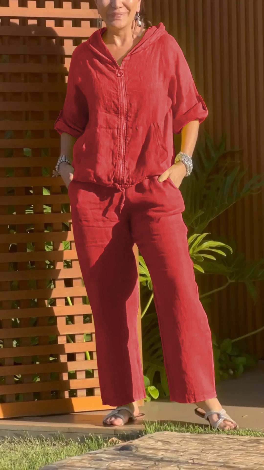 Conjunto Mujer Verano Casual – Algodón y Lino con Capucha y Cremallera