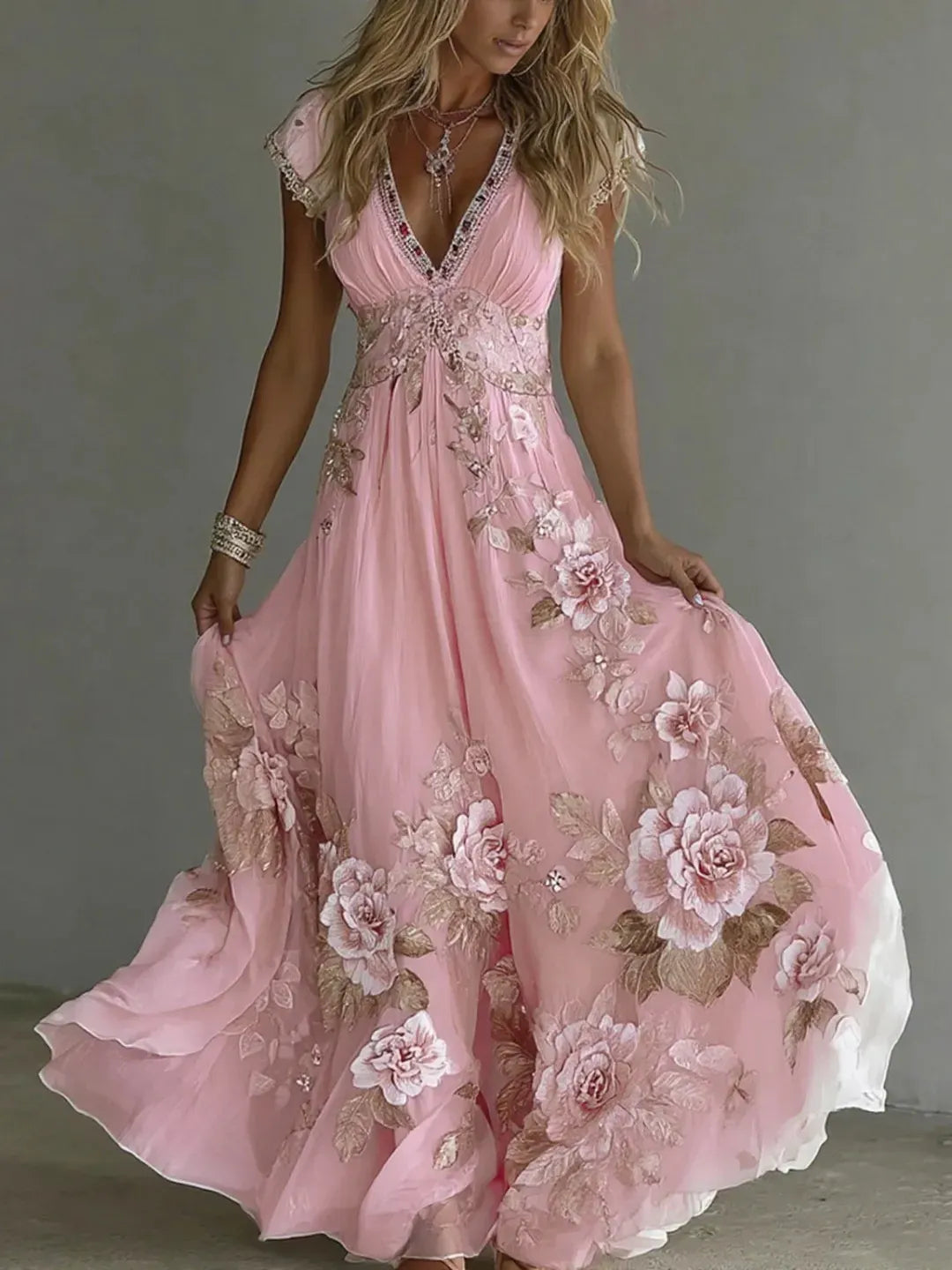 Vestido largo de mujer en chiffon con encaje bordado