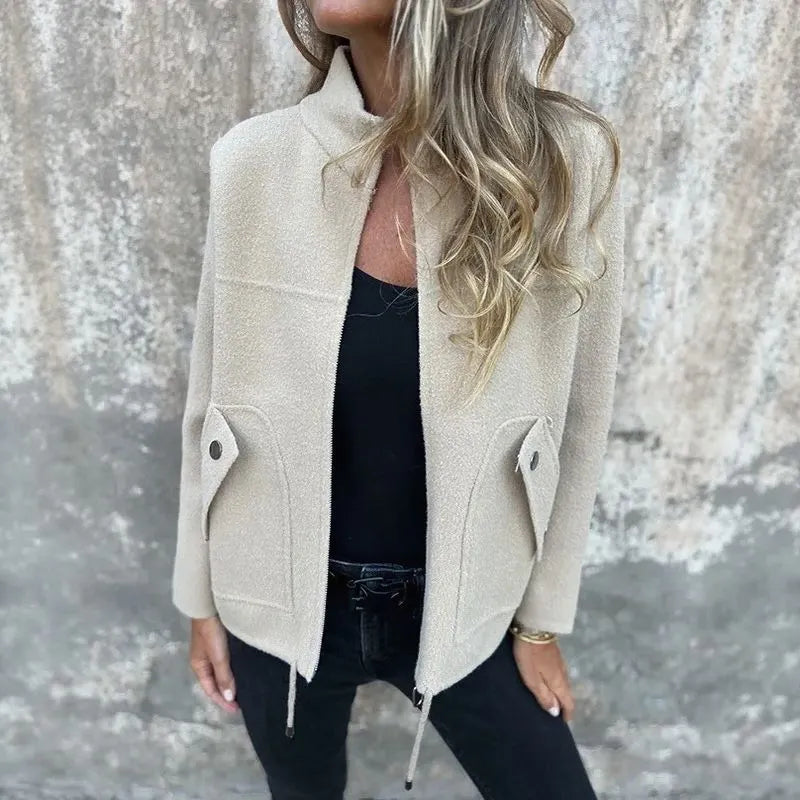 Chaqueta mujer con cremallera y cuello alto
