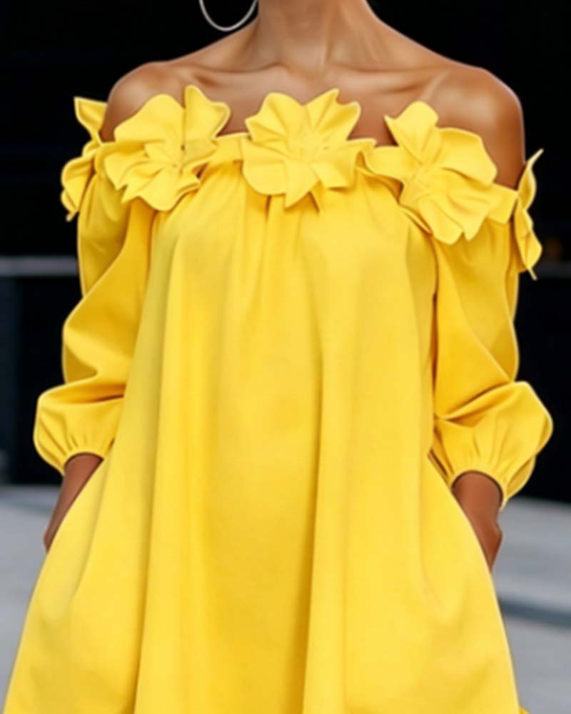 Vestido corto mujer con hombros descubiertos y flores 3D