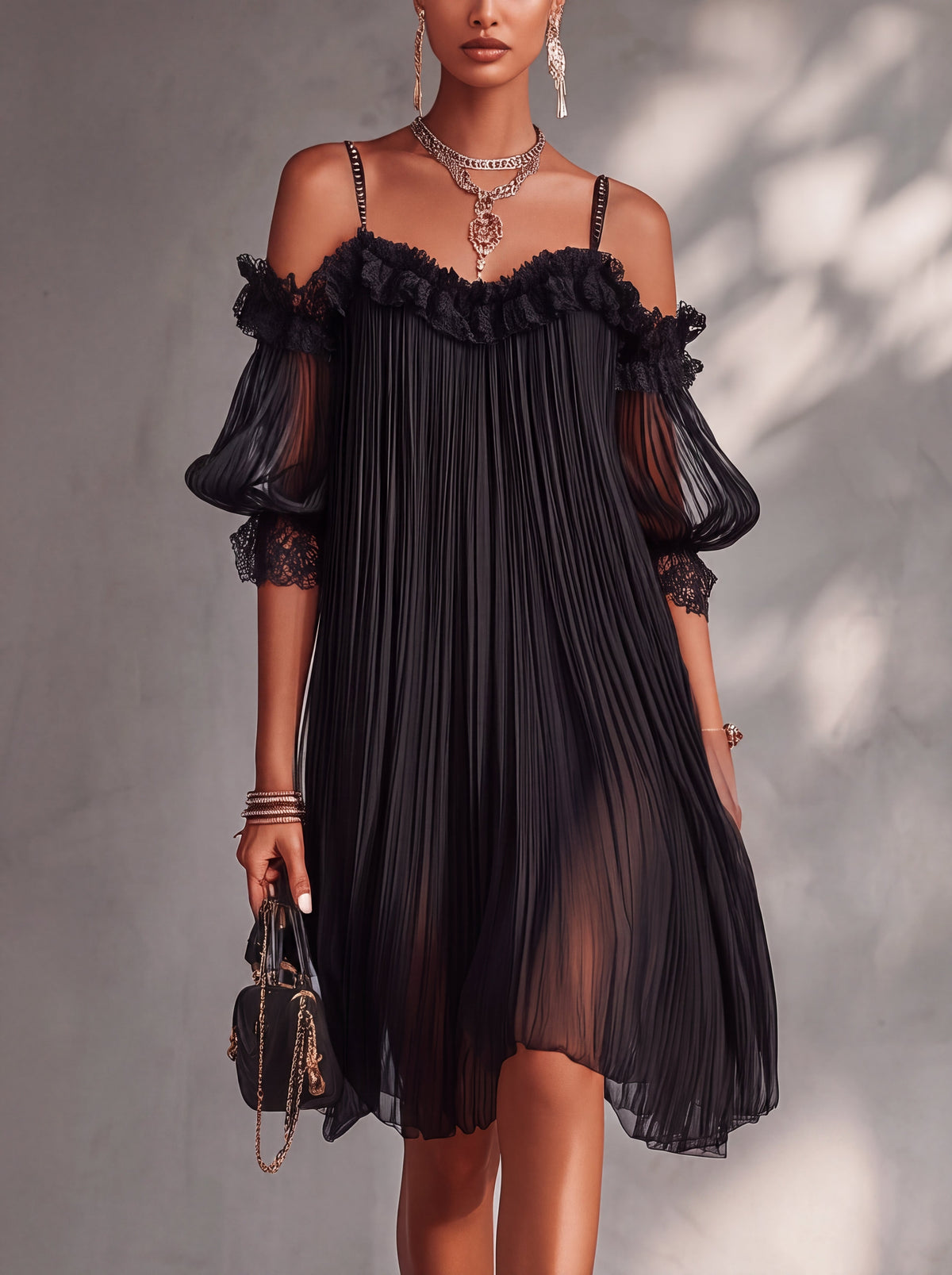 Vestido corto negro de mujer en chiffon con encaje y hombros descubiertos
