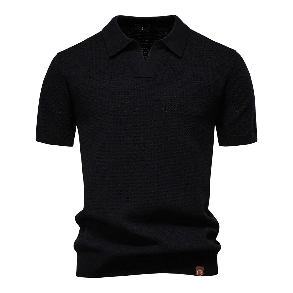 Polo de hombre texturizado con cuello abierto y manga corta