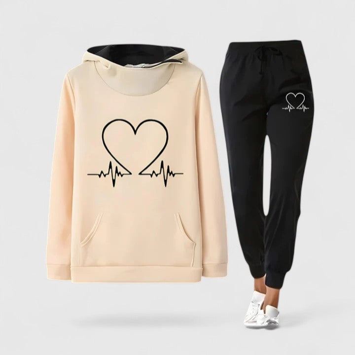 Conjunto mujer con sudadera de capucha y pantalón jogger