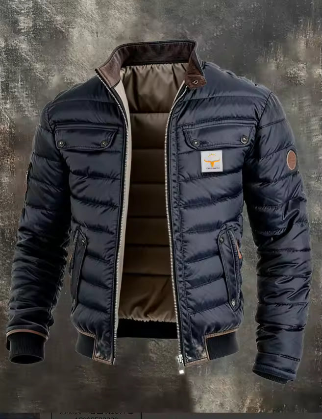 Chaqueta acolchada de hombre con cuello alto y bolsillos vintage