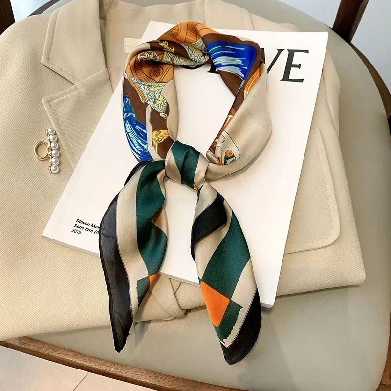 Pañuelo cuadrado mujer satinado con estampado elegante multifunción