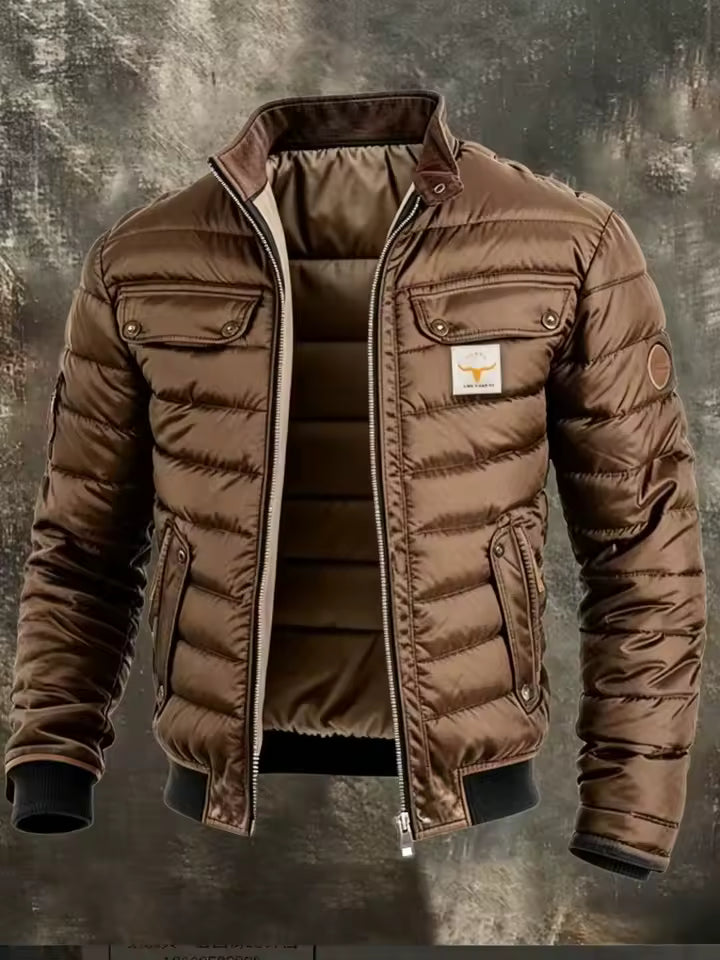 Chaqueta acolchada de hombre con cuello alto y bolsillos vintage