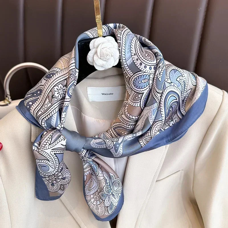 Pañuelo cuadrado mujer satinado con estampado elegante multifunción
