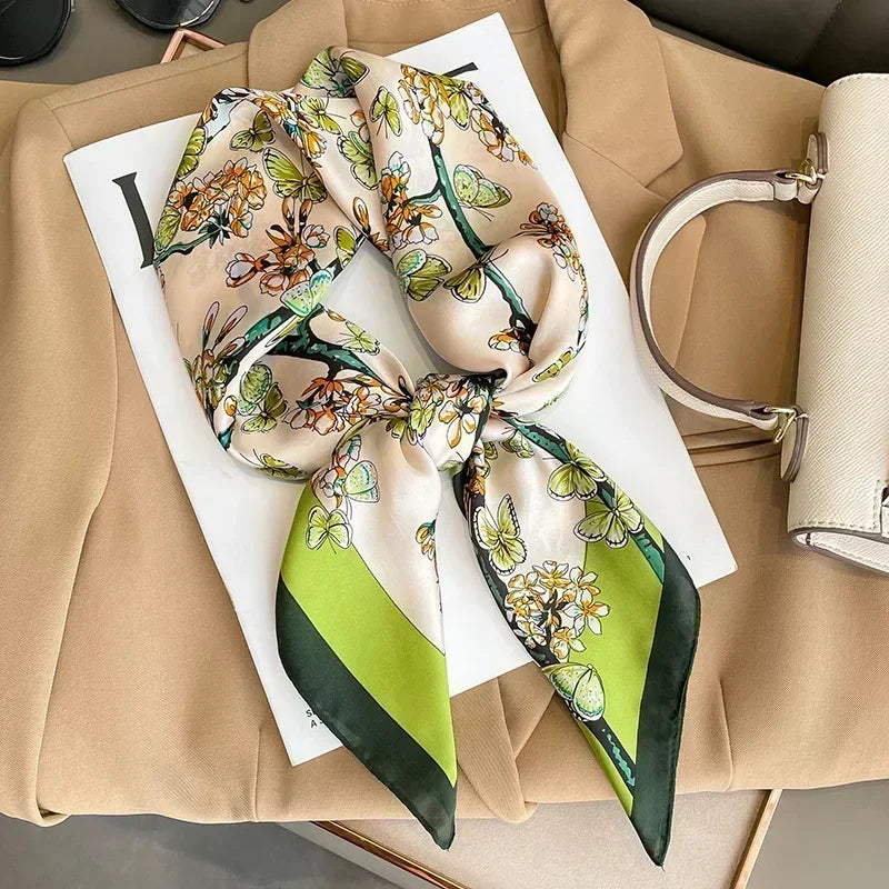 Pañuelo cuadrado mujer satinado con estampado elegante multifunción