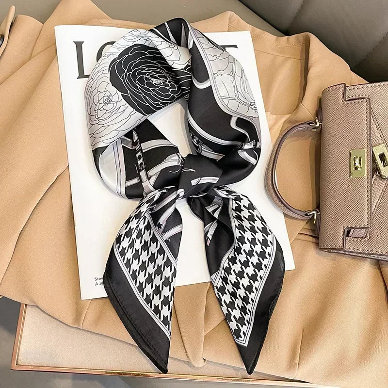 Pañuelo cuadrado mujer satinado con estampado elegante multifunción