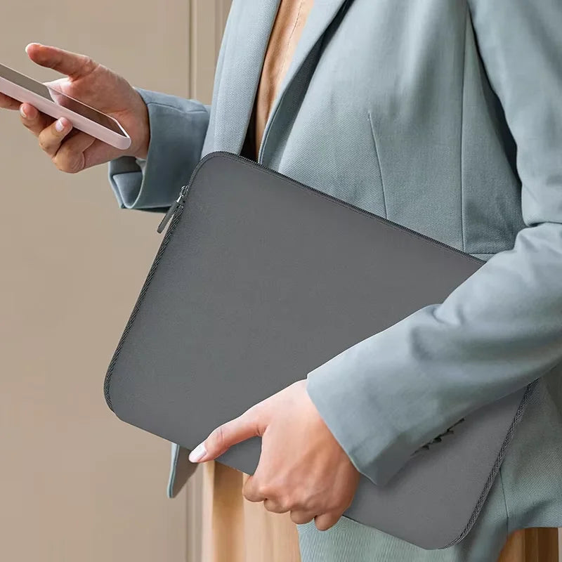 Funda portátil 13 a 15.6 pulgadas con protección acolchada