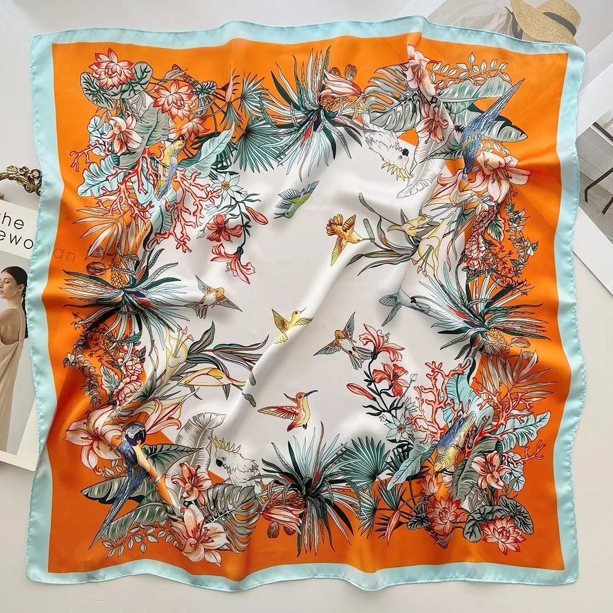 Pañuelo cuadrado mujer satinado con estampado elegante multifunción