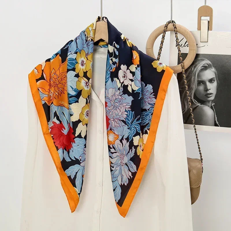Pañuelo cuadrado mujer satinado con estampado elegante multifunción