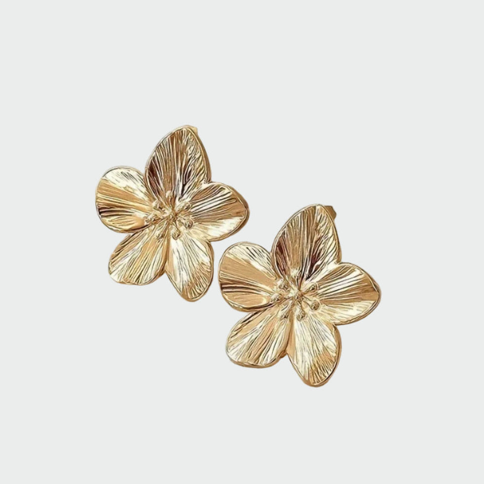 Pendientes florales dorados mujer – aretes elegantes con baño de oro