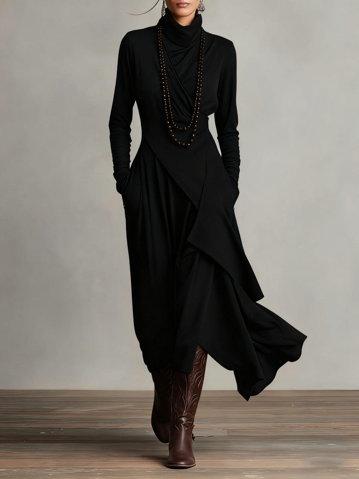 Vestido largo drapeado para mujer con cuello alto asimétrico