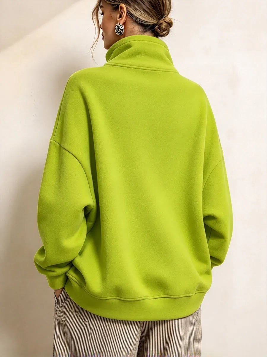 Sudadera oversize para mujer con cuello alto y cremallera asimétrica