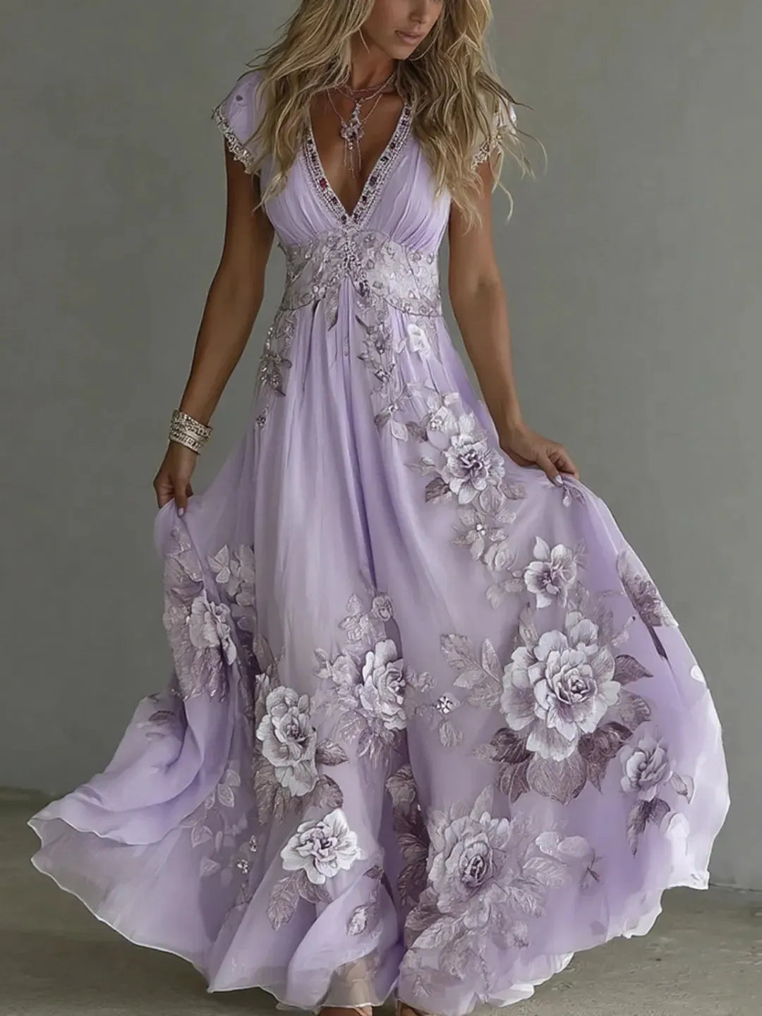 Vestido largo de mujer en chiffon con encaje bordado